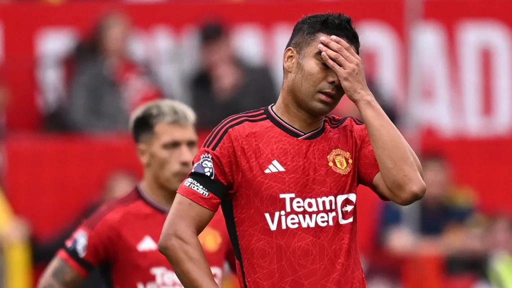 Casemiro pode garantir renovação com United caso atinja meta, diz jornal casemiro-pode-garantir-renovacao-com-united-caso-atinja-meta,-diz-jornal