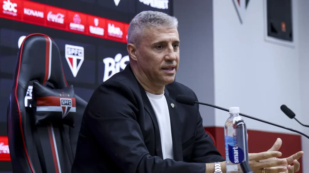 Crespo pede desculpas, e São Paulo ganha ânimo após reforço crespo-pede-desculpas,-e-sao-paulo-ganha-animo-apos-reforco