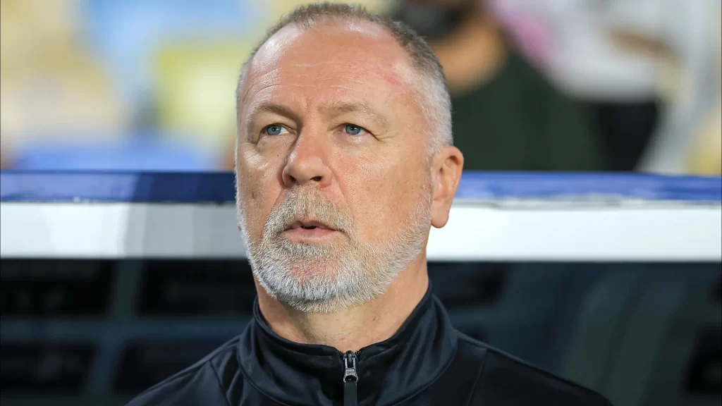 Técnico Mano Menezes aceita convite e assume seleção do Peru tecnico-mano-menezes-aceita-convite-e-assume-selecao-do-peru