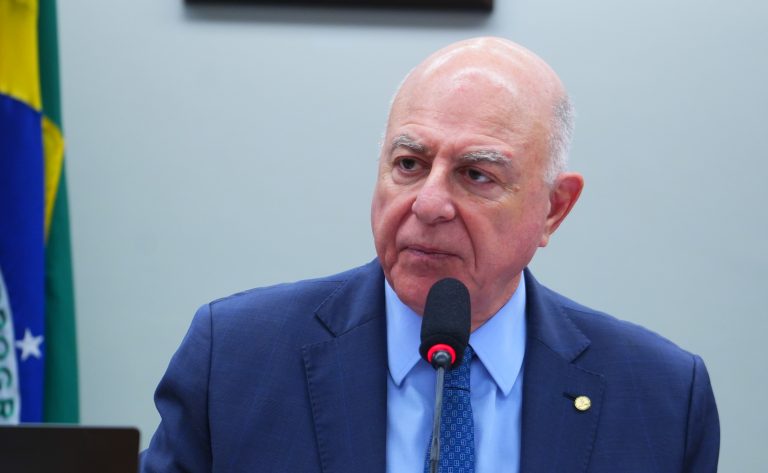 Quatro frentes parlamentares se unem para lançar Coalizão dos Biocombustíveis quatro-frentes-parlamentares-se-unem-para-lancar-coalizao-dos-biocombustiveis