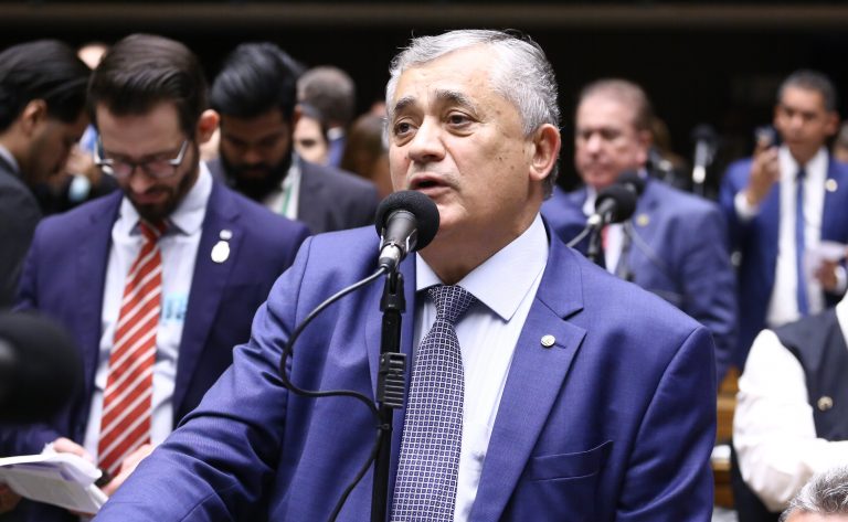 Projeto tipifica violência obstétrica como crime e prevê pena de até 15 anos de prisão projeto-tipifica-violencia-obstetrica-como-crime-e-preve-pena-de-ate-15-anos-de-prisao