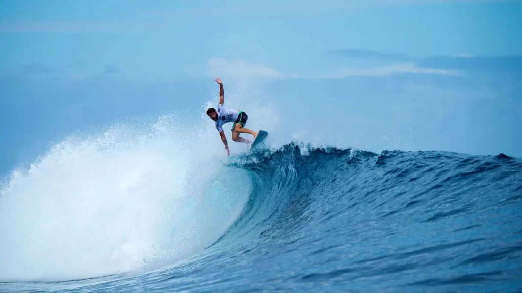 Alejo Muniz anuncia aposentadoria do surfe ao final da temporada 2026 alejo-muniz-anuncia-aposentadoria-do-surfe-ao-final-da-temporada-2026