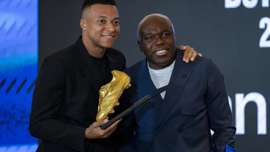 “perder-o-filho-aos-13-anos?”-pai-de-mbappe-recorda-passado-de-sacrificio