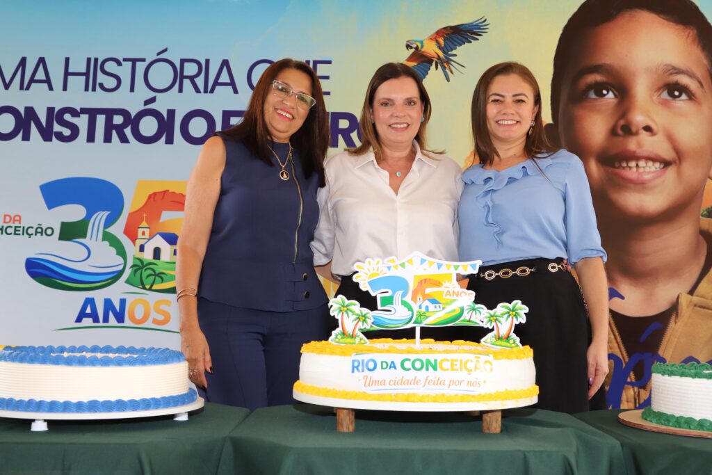 Claudia Lelis participa dos 35 anos de Rio da Conceição e de ações do Governo em Palmeirópolis claudia-lelis-participa-dos-35-anos-de-rio-da-conceicao-e-de-acoes-do-governo-em-palmeiropolis