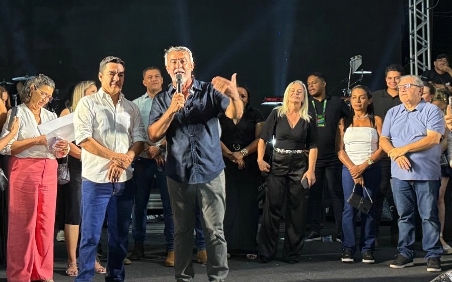 Amélio Cayres e Jair Farias prestigiam aniversário de São Miguel do Tocantins amelio-cayres-e-jair-farias-prestigiam-aniversario-de-sao-miguel-do-tocantins