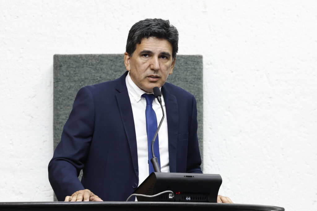 Geo critica chamamento pífio de 130 professores pela SEDUC e pede convocação de secretário geo-critica-chamamento-pifio-de-130-professores-pela-seduc-e-pede-convocacao-de-secretario