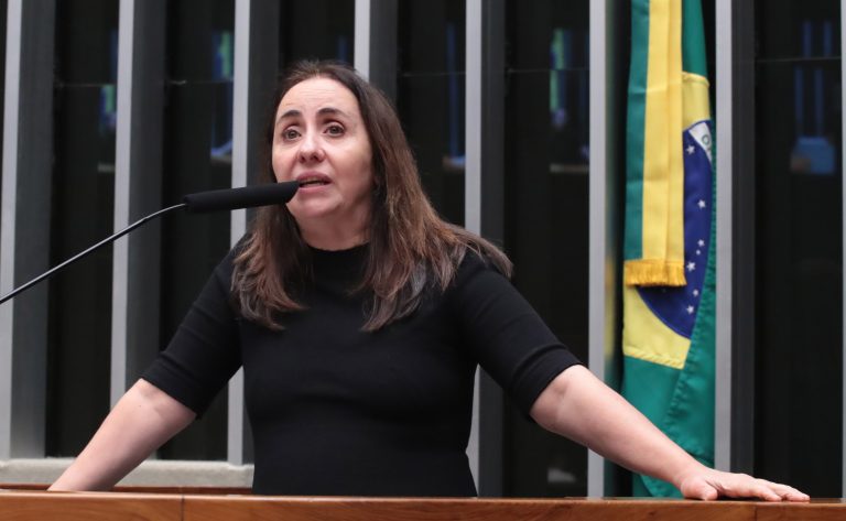Comissão aprova novas regras para atendimento de saúde a presos e uso de telemedicina comissao-aprova-novas-regras-para-atendimento-de-saude-a-presos-e-uso-de-telemedicina