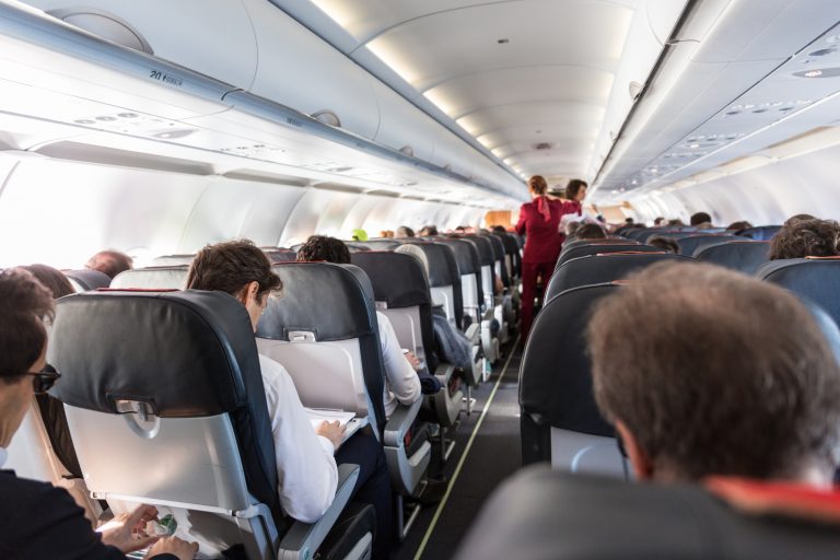 Comissão debate incidentes com passageiros indisciplinados em voos comerciais comissao-debate-incidentes-com-passageiros-indisciplinados-em-voos-comerciais