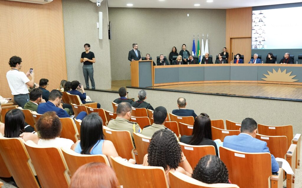 Mantoan prestigia posse de novos promotores de justiça do Tocantins mantoan-prestigia-posse-de-novos-promotores-de-justica-do-tocantins