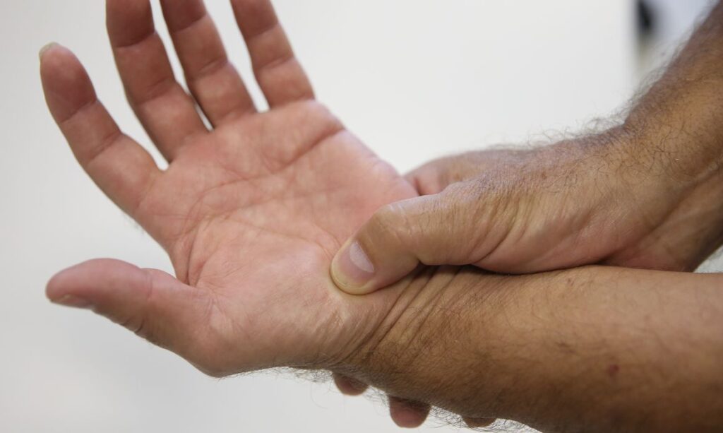 Novas diretrizes ampliam o tratamento de fibromialgia pelo SUS novas-diretrizes-ampliam-o-tratamento-de-fibromialgia-pelo-sus