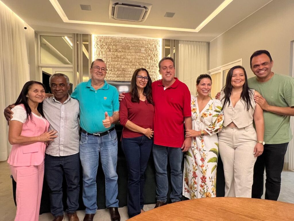 Deputado Dr. Danilo Alencar recebe vereadores de sua base em Paraíso do Tocantins deputado-dr.-danilo-alencar-recebe-vereadores-de-sua-base-em-paraiso-do-tocantins