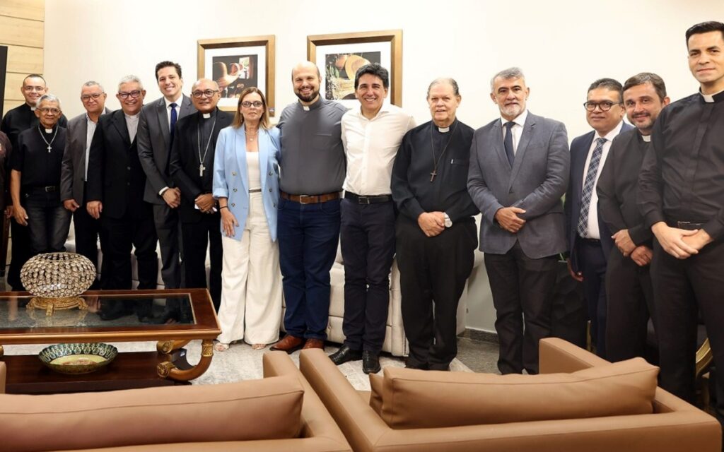 Aleto recebe lançamento da Campanha da Fraternidade 2026 aleto-recebe-lancamento-da-campanha-da-fraternidade-2026