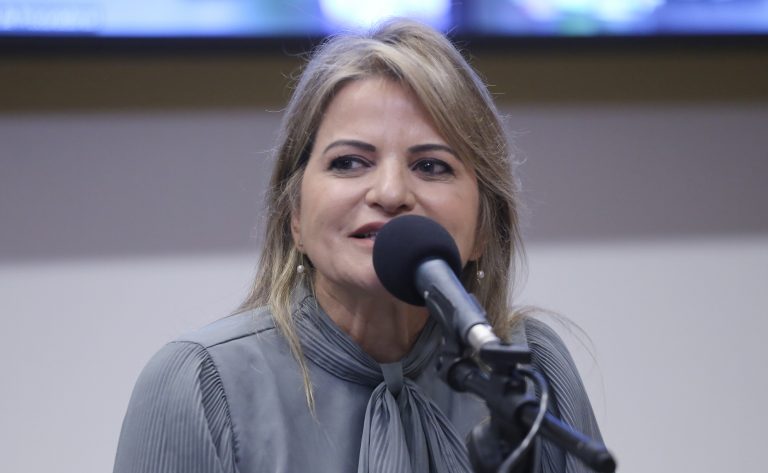 Comissão aprova isenção de impostos para prova de rédeas condicionada a projetos sociais comissao-aprova-isencao-de-impostos-para-prova-de-redeas-condicionada-a-projetos-sociais