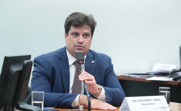 Comissão aprova uso de verba da Zona Franca para projetos de bioeconomia na Amazônia comissao-aprova-uso-de-verba-da-zona-franca-para-projetos-de-bioeconomia-na-amazonia