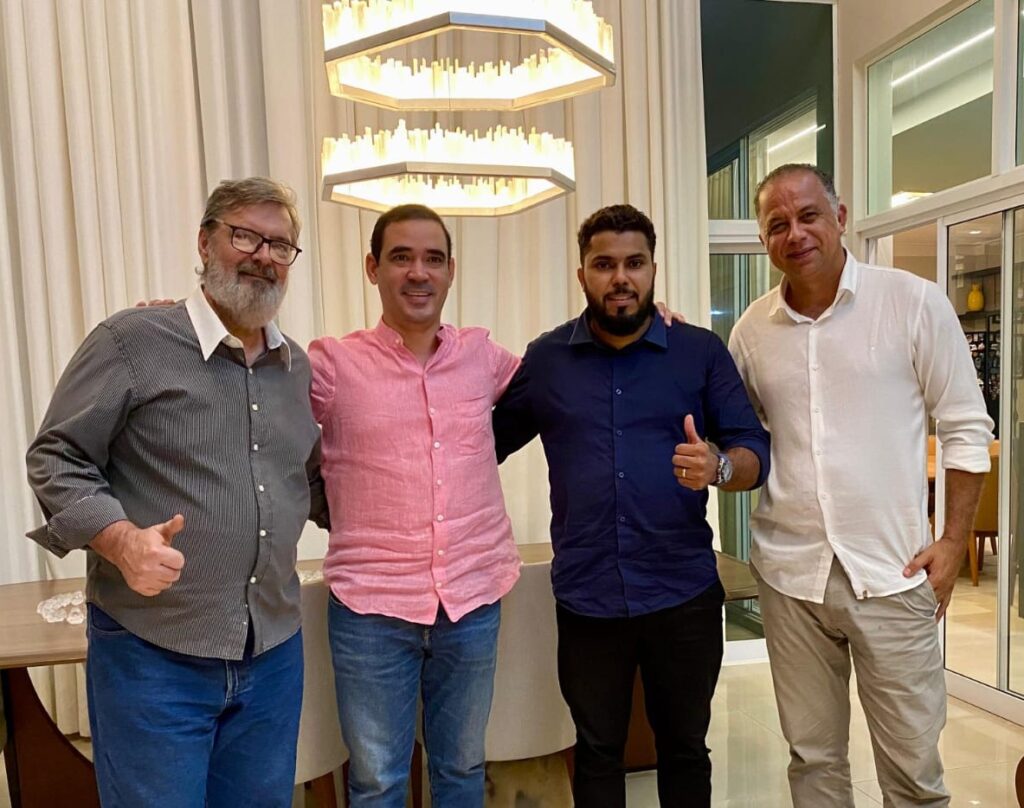 Vicentinho Júnior recebe apoio do RenovaTO, destaca atuação e reforça compromisso com Gurupi e região sul