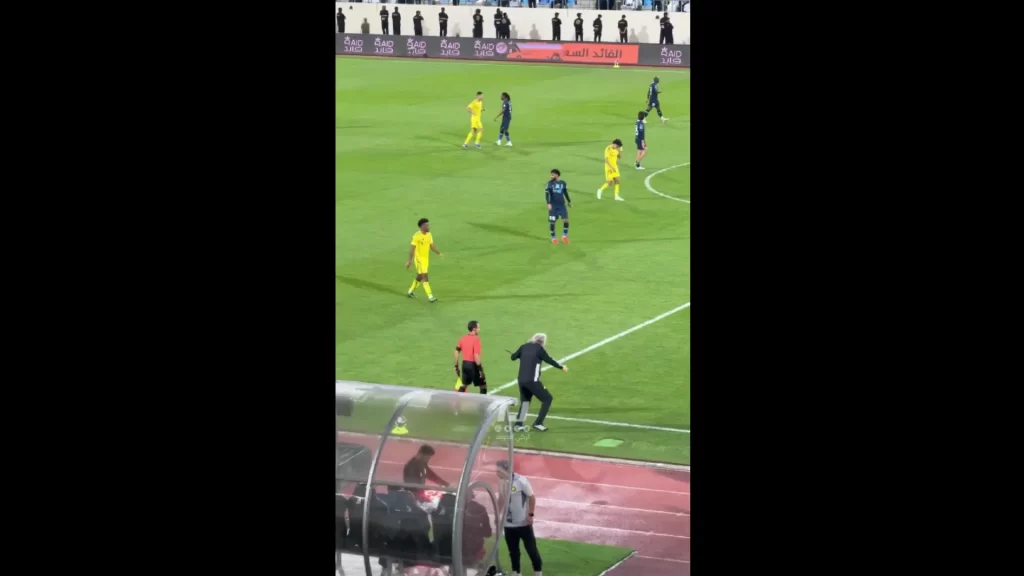 jorge-jesus-da-“show”-a-beira-do-campo-e-dancinha-viraliza-na-web;-veja