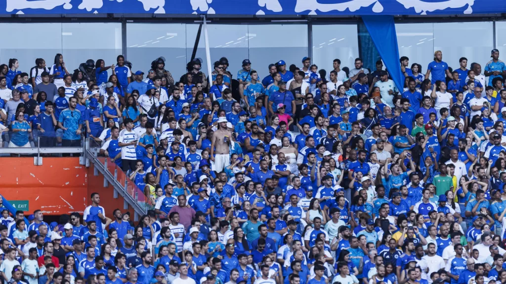 Cruzeiro tenta reação no Brasileirão contra o Bragantino, que mira aproximação do G-6 cruzeiro-tenta-reacao-no-brasileirao-contra-o-bragantino,-que-mira-aproximacao-do-g-6