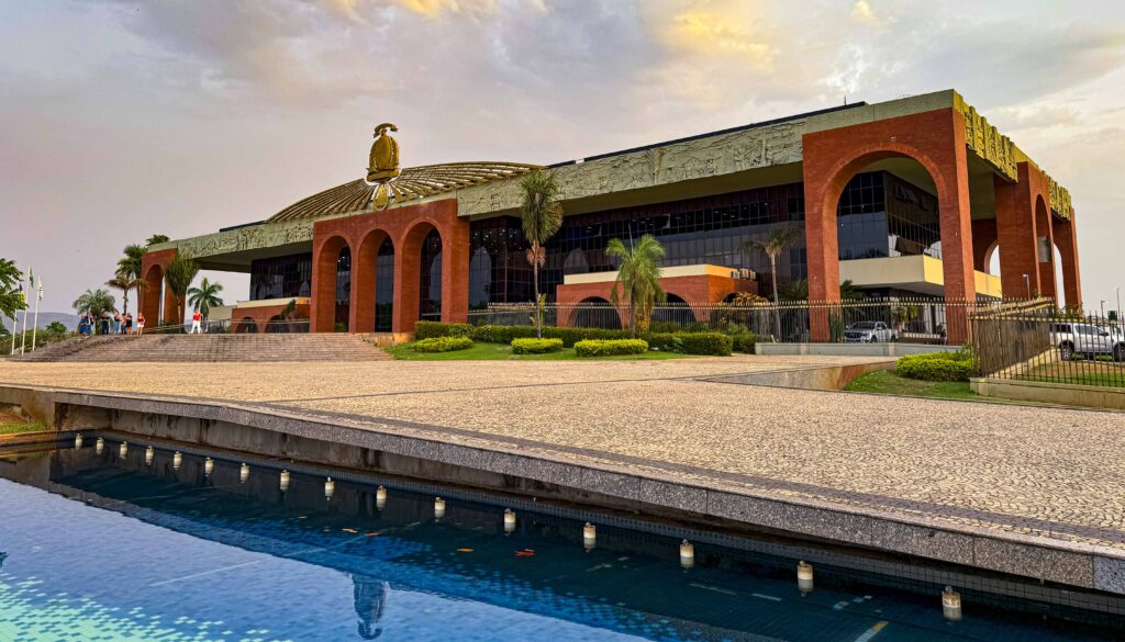 Governo decreta ponto facultativo na próxima segunda-feira, 20, véspera do Feriado de Tiradentes governo-decreta-ponto-facultativo-na-proxima-segunda-feira,-20,-vespera-do-feriado-de-tiradentes