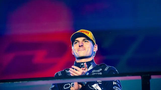 Red Bull banca permanência de Verstappen e ignora rumores de saída ao final da temporada red-bull-banca-permanencia-de-verstappen-e-ignora-rumores-de-saida-ao-final-da-temporada