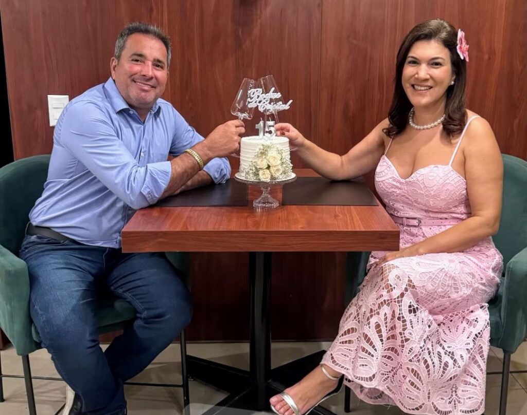 Vereador Israel da Terezona celebra 15 anos de união ao lado da esposa Thallytha Soray vereador-israel-da-terezona-celebra-15-anos-de-uniao-ao-lado-da-esposa-thallytha-soray