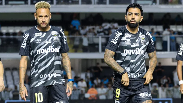 Cuca terá conversa com Neymar e Gabigol por duelo no sintético do Allianz cuca-tera-conversa-com-neymar-e-gabigol-por-duelo-no-sintetico-do-allianz