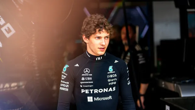 Antonelli quebra marcas, lidera F1 aos 19 anos e surpreende pela maturidade antonelli-quebra-marcas,-lidera-f1-aos-19-anos-e-surpreende-pela-maturidade