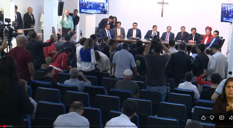 Hugo Motta reafirma intenção de votar fim da escala 6×1 ainda em maio hugo-motta-reafirma-intencao-de-votar-fim-da-escala-6×1-ainda-em-maio