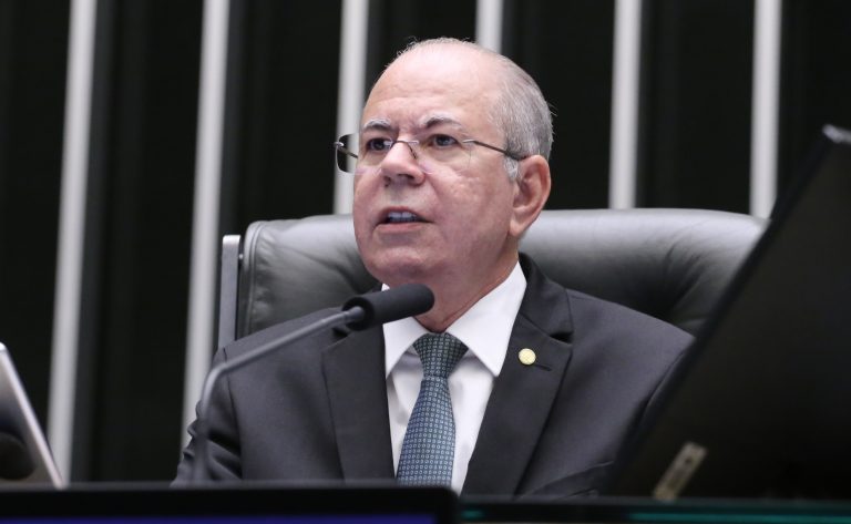 Relator apresentará fonte de financiamento para piso salarial de farmacêuticos relator-apresentara-fonte-de-financiamento-para-piso-salarial-de-farmaceuticos