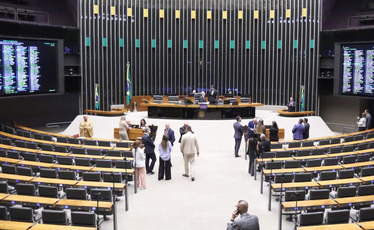 Plenário analisa regime especial de tributação para entidades desportivas; acompanhe plenario-analisa-regime-especial-de-tributacao-para-entidades-desportivas;-acompanhe