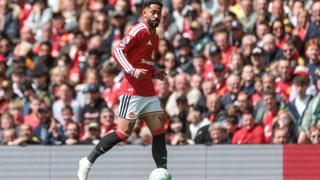 Com gol de Matheus Cunha e homenagens a Casemiro, United vence pelo Inglês com-gol-de-matheus-cunha-e-homenagens-a-casemiro,-united-vence-pelo-ingles