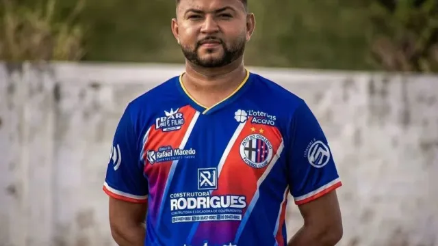 Jogador de futebol morre em acidente de moto, aos 24 anos jogador-de-futebol-morre-em-acidente-de-moto,-aos-24-anos