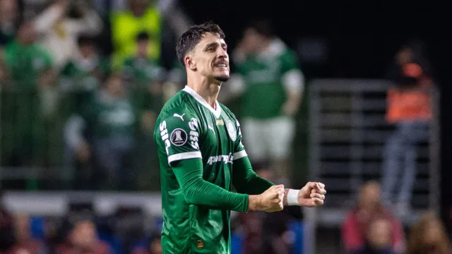 Piquerez avança em recuperação no Palmeiras e mantém sonho da Copa vivo piquerez-avanca-em-recuperacao-no-palmeiras-e-mantem-sonho-da-copa-vivo