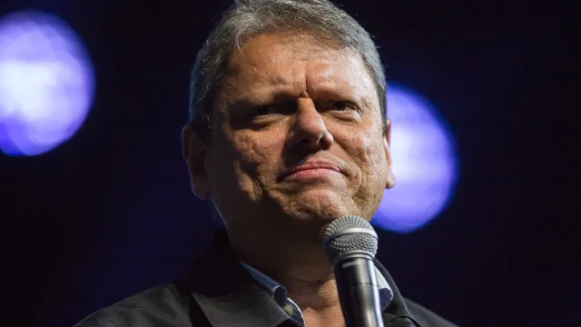 Tarcísio sinaliza antecipar inauguração da linha-6 do metrô para campanha de reeleição tarcisio-sinaliza-antecipar-inauguracao-da-linha-6-do-metro-para-campanha-de-reeleicao