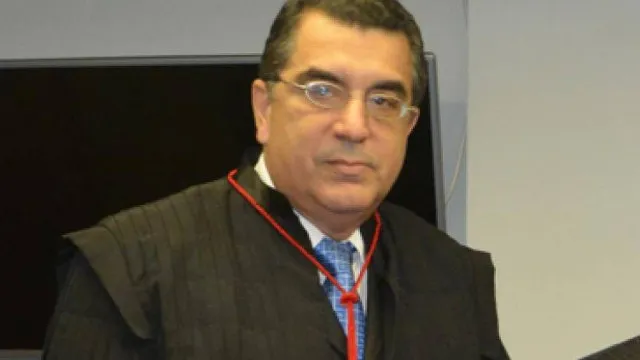 Juiz federal é encontrado morto após mais de um mês desaparecido no Rio juiz-federal-e-encontrado-morto-apos-mais-de-um-mes-desaparecido-no-rio