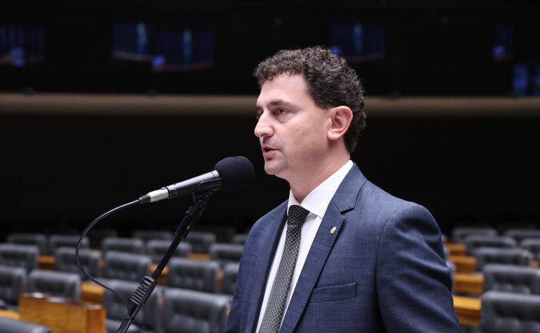 Câmara aprova aval do Ministério da Agricultura para normas que afetem o setor camara-aprova-aval-do-ministerio-da-agricultura-para-normas-que-afetem-o-setor