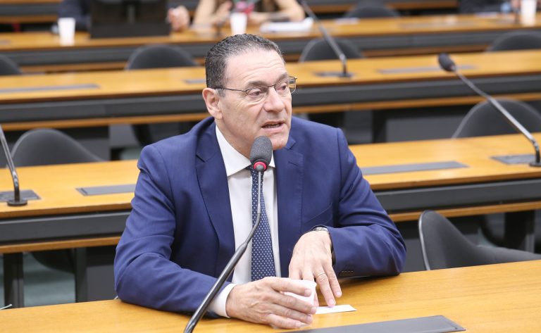 Comissão aprova proposta que dá à assinatura digital o valor de reconhecimento de firma comissao-aprova-proposta-que-da-a-assinatura-digital-o-valor-de-reconhecimento-de-firma