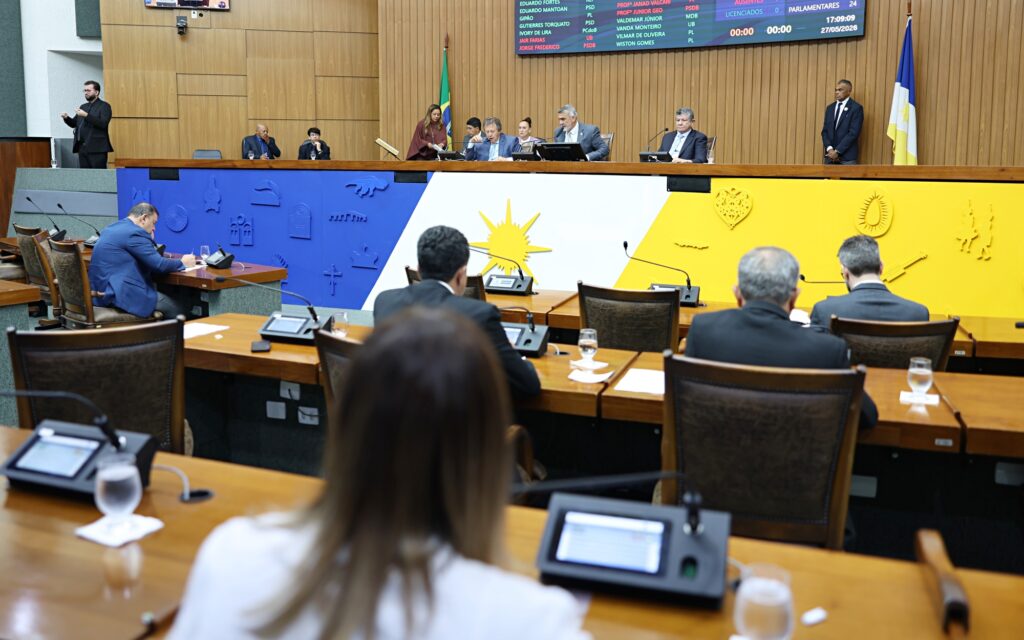 Deputados aprovam isenção de IPVA para veículos com 20 anos ou mais deputados-aprovam-isencao-de-ipva-para-veiculos-com-20-anos-ou-mais