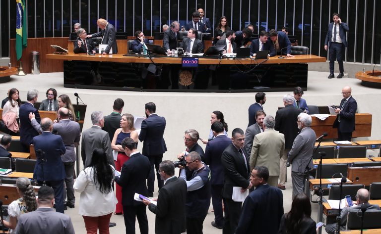 Câmara aprova projeto que reformula o seguro rural camara-aprova-projeto-que-reformula-o-seguro-rural