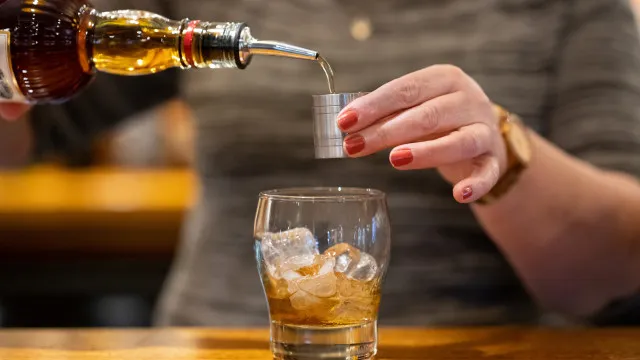 Brasil terá menos fumantes, mas maior consumo de álcool e ultraprocessados até 2030 brasil-tera-menos-fumantes,-mas-maior-consumo-de-alcool-e-ultraprocessados-ate-2030