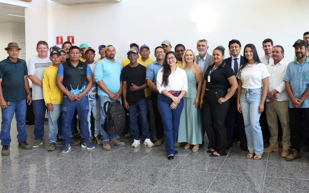 Café da manhã com trabalhadores marca conclusão das obras do prédio de expansão da Aleto cafe-da-manha-com-trabalhadores-marca-conclusao-das-obras-do-predio-de-expansao-da-aleto