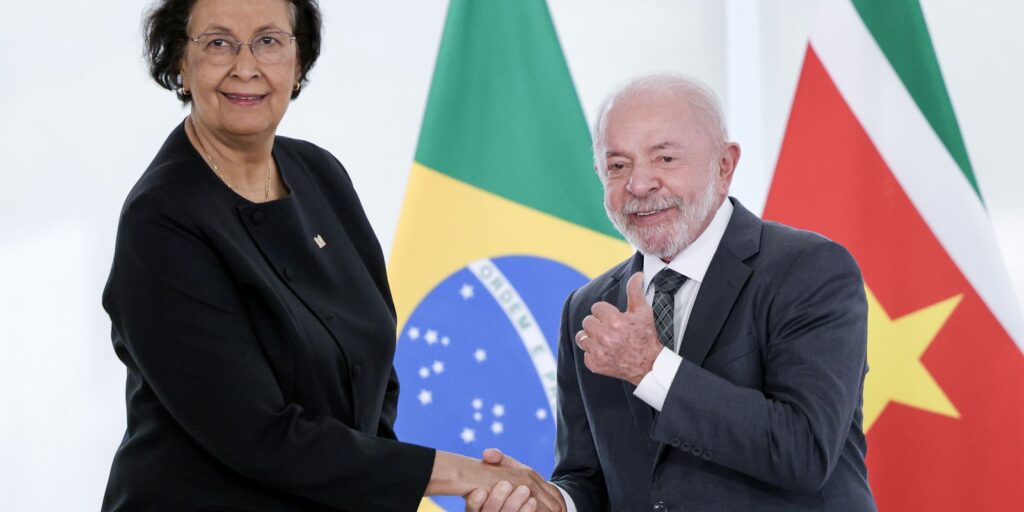 Lula discute combate ao crime organizado com presidenta do Suriname lula-discute-combate-ao-crime-organizado-com-presidenta-do-suriname