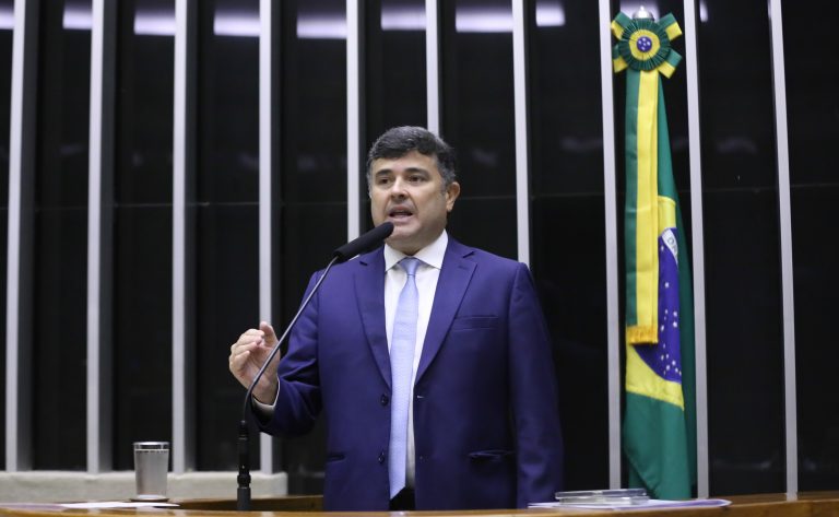 Projeto torna obrigatória presença de técnico de enfermagem em escolas de tempo integral projeto-torna-obrigatoria-presenca-de-tecnico-de-enfermagem-em-escolas-de-tempo-integral