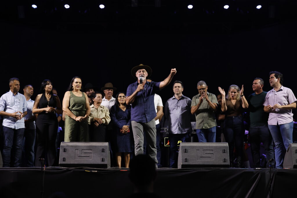 Nos 37 anos de Sampaio e Buriti, Amélio Cayres celebra conquistas e reforça apoio aos municípios nos-37-anos-de-sampaio-e-buriti,-amelio-cayres-celebra-conquistas-e-reforca-apoio-aos-municipios