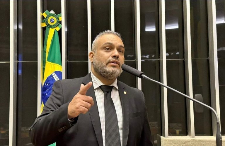 Comissão aprova política de apoio a cuidadores de idosos dependentes comissao-aprova-politica-de-apoio-a-cuidadores-de-idosos-dependentes