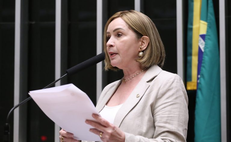 Comissão aprova criação do “Fator Amazônico” para repasses de saúde a região Norte comissao-aprova-criacao-do-“fator-amazonico”-para-repasses-de-saude-a-regiao-norte