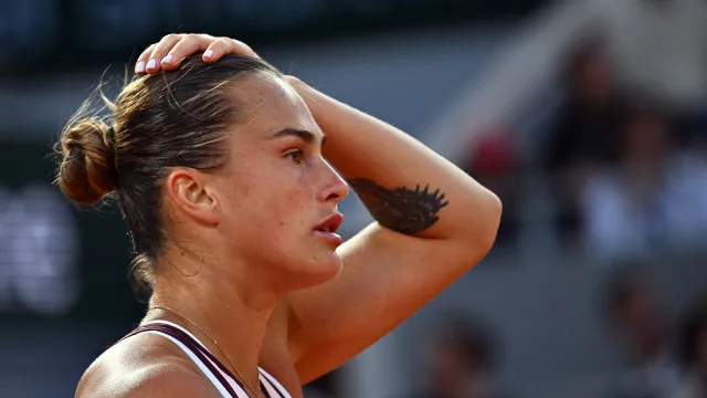 Sabalenka perde de virada, é eliminada e segue sem título de Roland Garros sabalenka-perde-de-virada,-e-eliminada-e-segue-sem-titulo-de-roland-garros