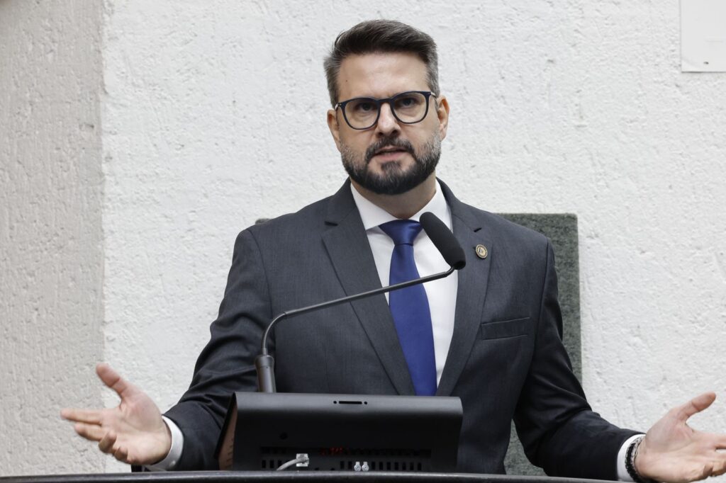 lei-proposta-por-mantoan-garante-mais-inclusao-e-respeito-as-pessoas-com-autismo-no-tocantins