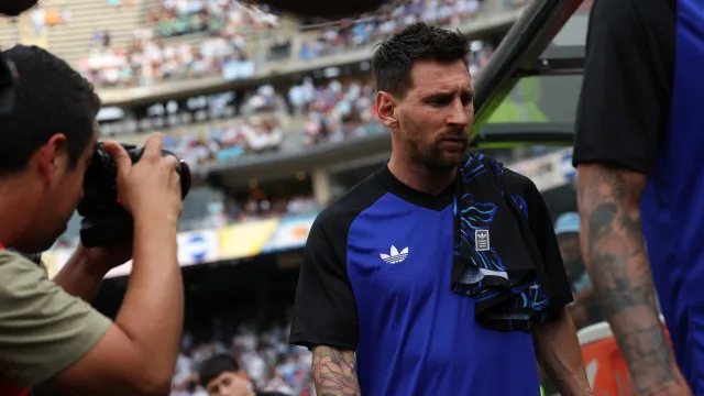 Com pênalti polêmico e Messi no banco, Argentina bate Honduras sem sustos com-penalti-polemico-e-messi-no-banco,-argentina-bate-honduras-sem-sustos