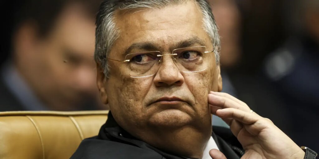 Dino mantém remoção de vídeos de vereador que ofendeu adversário dino-mantem-remocao-de-videos-de-vereador-que-ofendeu-adversario