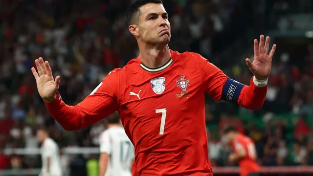 Cristiano Ronaldo lidera buscas entre craques estrangeiros da Copa cristiano-ronaldo-lidera-buscas-entre-craques-estrangeiros-da-copa
